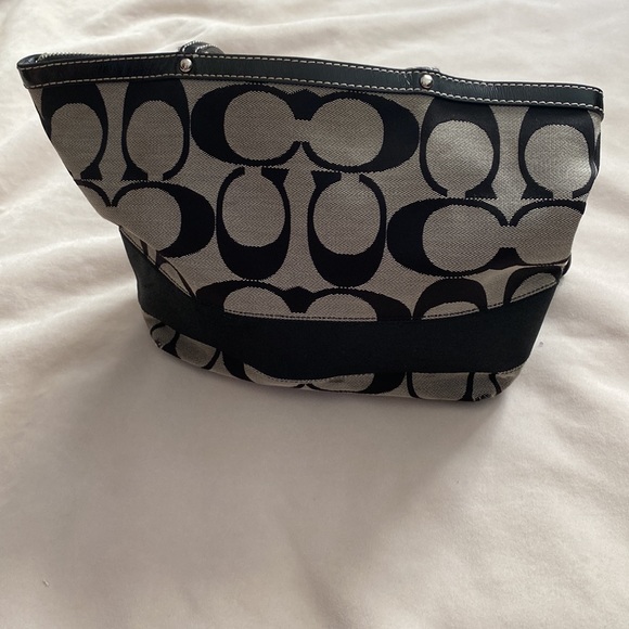 Coach Handbag - Picture 2 of 10